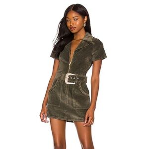 Outlaw Dress in Green Corduroy
Show Me Your Mumu